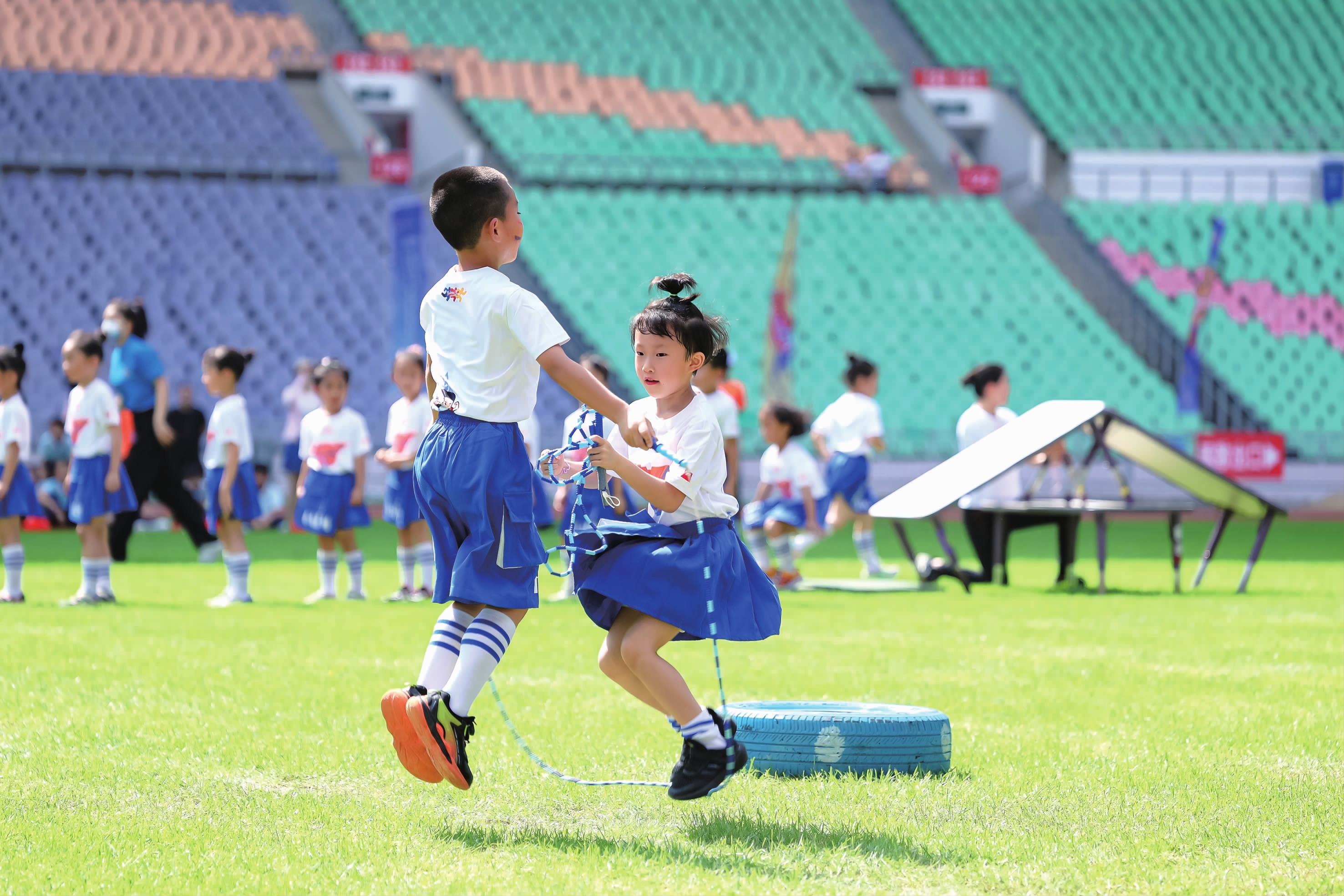 快船逆袭升至西部第11